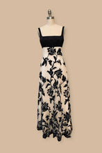 Load image into Gallery viewer, Special Occasion Dress 2102-O
