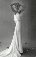 Load image into Gallery viewer, Wedding gown 401-W
