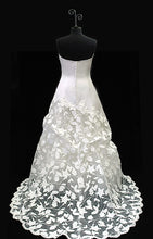 Load image into Gallery viewer, Wedding Dress 800-W
